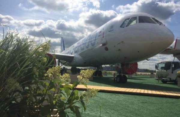 ФОТО: Перспективный самолет МС-21-300 на статической экспозиции МАКС-2019